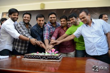 Yevadu Movie Success Meet